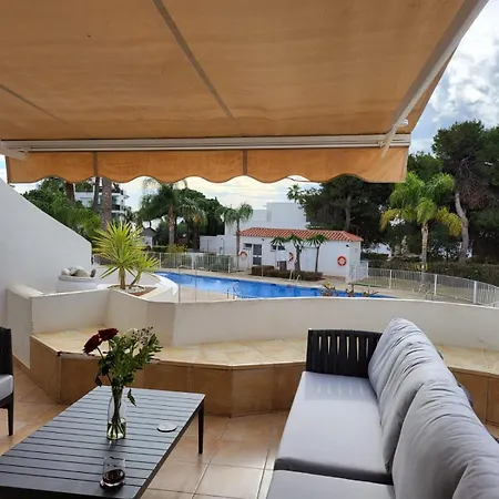 Fabulous Duplex With Sea And Pool Views 2 Min Walk From 3 Bedrooms